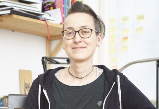 Autorin // &copy; &copy; Christine Gundlach