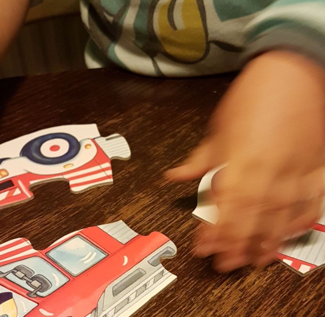Toddler puzzles at the Bibolinchen parents' meeting // &copy; Stadtbibliothek Stralsund