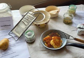 &copy; Meike Jezmann