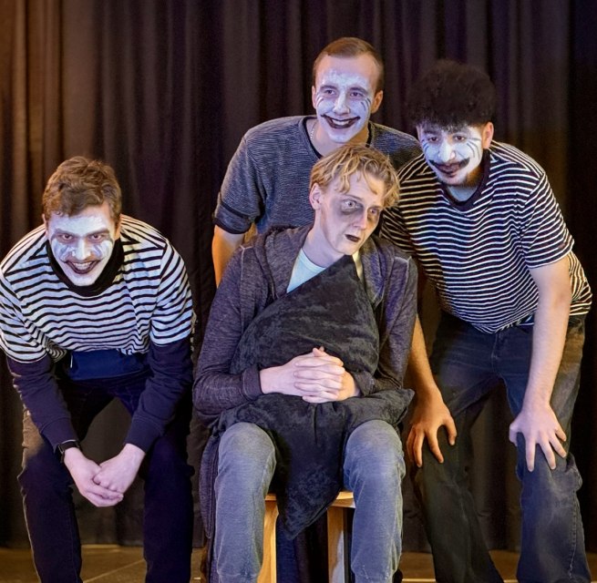 &copy; Felix Wickner