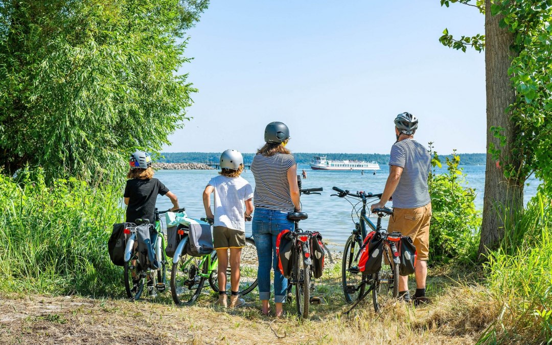Een korte pauze aan de oever van de Müritz in Klink, © TMV/Tiemann