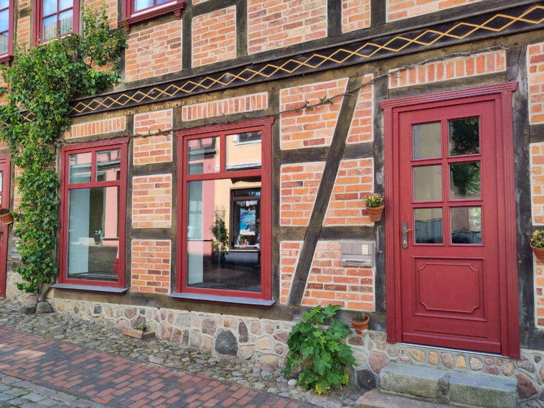 WerkHaus, Schulstraße 6 // © WerkHausWaren e.V. WerkHaus, Schulstraße 6 // © WerkHausWaren e.V.