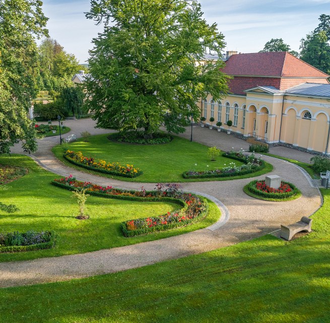 Palace garden with orangery in Neustrelitz // &copy; SSGK MV / Funkhaus Creative