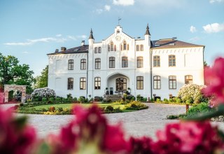 Widok z zewnątrz na piękny dworek // © Gutshaus Klein Kussewitz Widok z zewnątrz na piękny dworek // © Gutshaus Klein Kussewitz