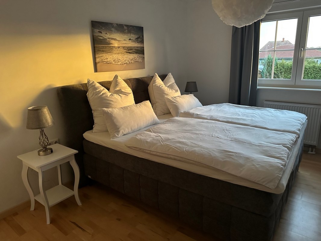 &copy; Heinz Weinert