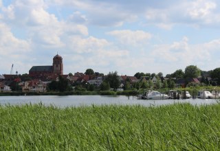 Stadsgezicht Wolgast - Dreilindengrund aan de rivier de Peene, © tvv@bock.de