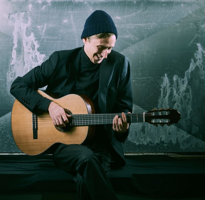 &copy; Michael J. R&uuml;ttger