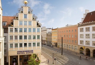 In bester Innenstadtlage begr&uuml;&szlig;t das Steigenberger Hotel Sonne seine G&auml;ste aus aller Welt. // &copy; Steigenberger Hotel Sonne