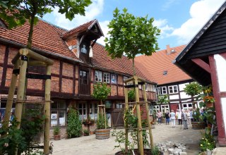 Führungen auf historischen Innenhöfe in Loitz // © Karin Heymann Führungen auf historischen Innenhöfe in Loitz // © Karin Heymann