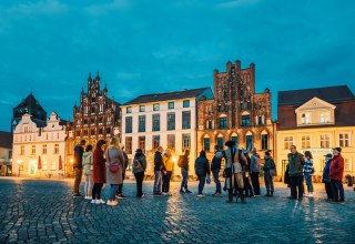 Nachtwächterführung durch Greifswald // © Wally Pruß Nachtwächterführung durch Greifswald // © Wally Pruß