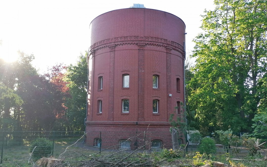 Demmin's watertoren bij de Tannen werd in 1978 omgebouwd tot een astronomiestation, © 1000seen.de