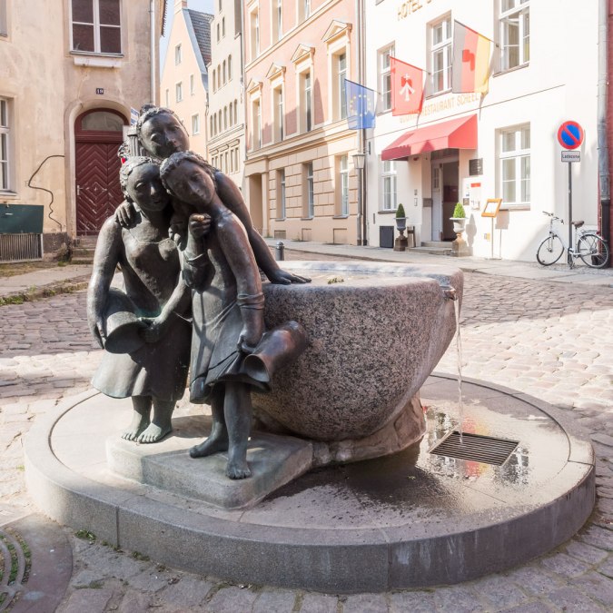 Maid's Well, © Erik Hart Maid's Well, © Erik Hart