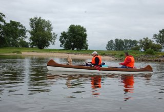 From Dömitz, experienced water hikers can explore the former inner-German border., © Gabriele Skorupski