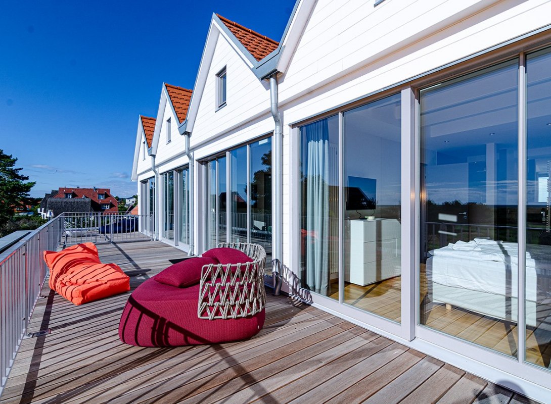 Terrace apartment 5 and 6 // &copy; Hiddenseezimmer