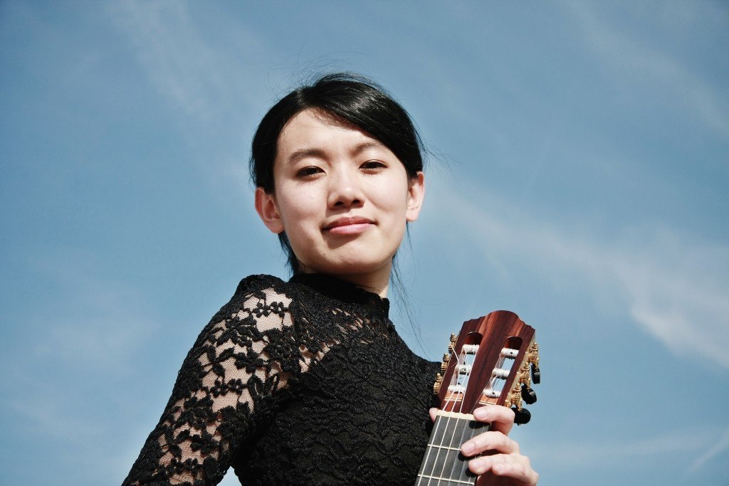 Guitarist Liying Zhu // &copy; Kathleen Hartung