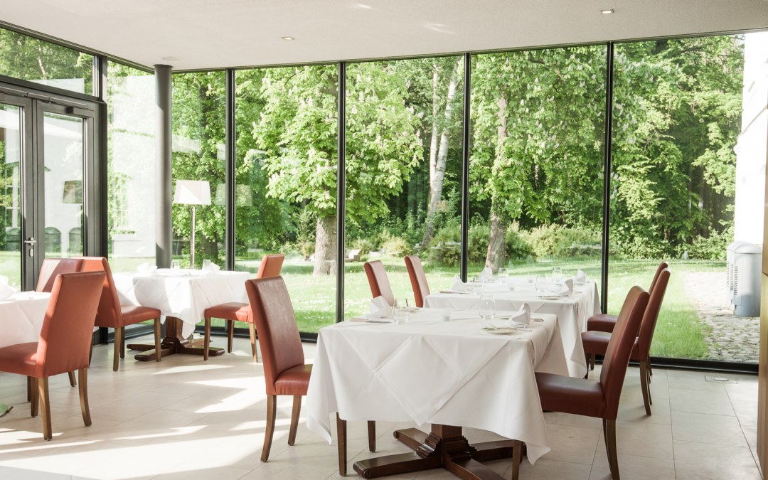 Wintertuin in het kasteelrestaurant "1745"., © Schlossgut Gross Schwansee
