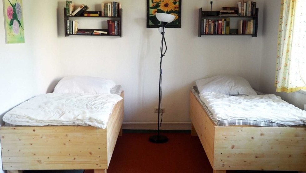 Example of a 2-bed room, © Verein für innovative Jugendbildung e.V.