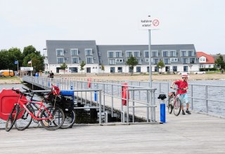 Pier in Dranske on the island of R&uuml;gen, &copy; Tourismuszentrale R&uuml;gen