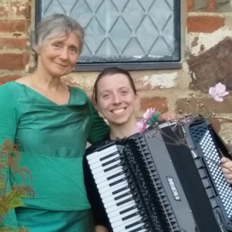 © Elisabeth Richter-Kubbutat & Nancy Laufer © Elisabeth Richter-Kubbutat & Nancy Laufer