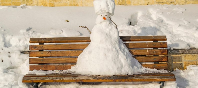 Humorous stories on the park bench, © Angelica Vaihel_Pixaby Humorous stories on the park bench, © Angelica Vaihel_Pixaby