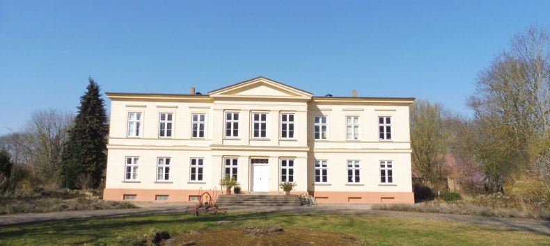 &copy; FrauBerge