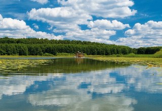 Sailing on the Havel river with a raft // &copy; TMV/Pescht