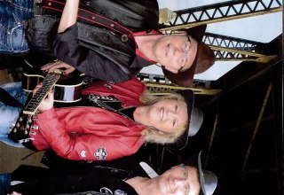 &copy; TruckLine.jpg