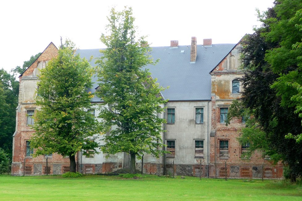 Buitenaanzicht van kasteel Lüssow // © Sabrina Wittkopf-Schade Buitenaanzicht van kasteel Lüssow // © Sabrina Wittkopf-Schade