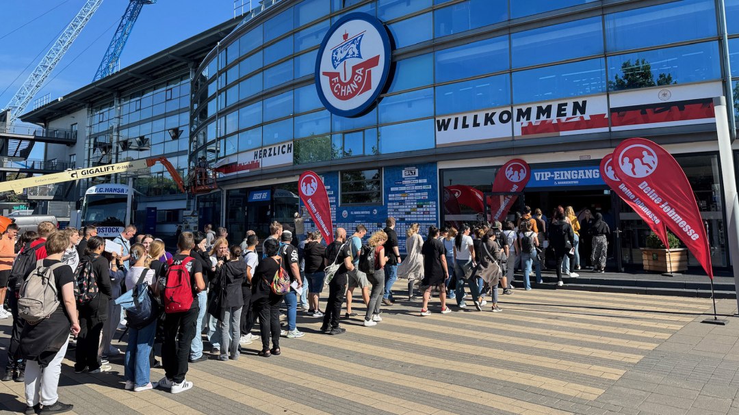 Ingang_Ostseestadion, &copy; HR Business GmbH