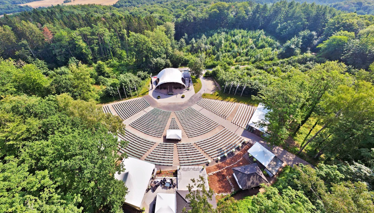 Event location with capacity for over 5,000 visitors: Waldb&uuml;hne R&uuml;gen, &copy; Waldb&uuml;hne R&uuml;gen GmbH& Co.KG