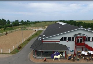 Luchtfoto van het ruiterkamp, © Pension Reitcamp Börgerende