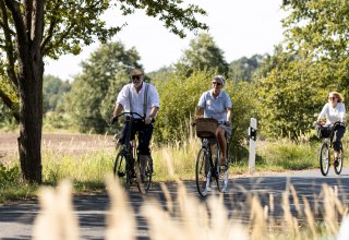The tour leads through the beautiful nature of Ludwigslust and its surroundings. // &copy; Stefan Schiefele