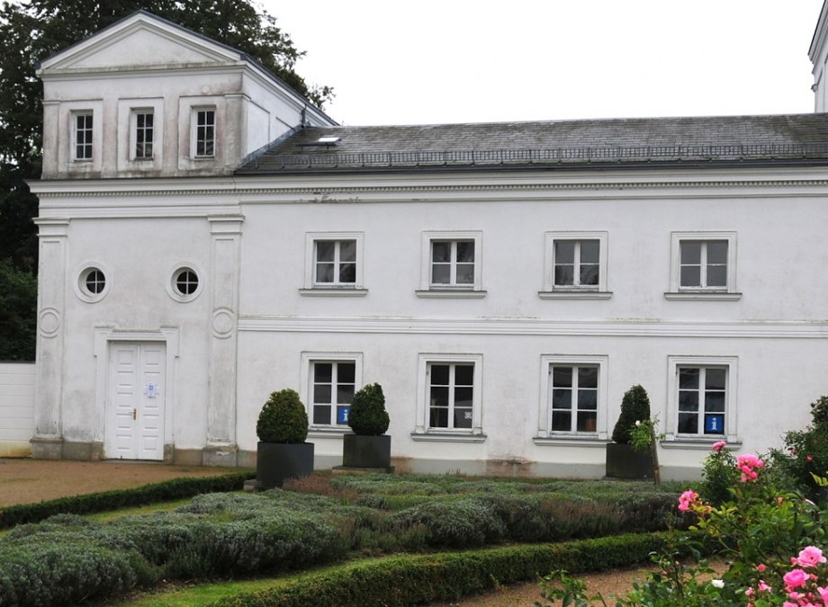 Centrum informacji turystycznej administracji uzdrowiska Putbus, © Tourismuszentrale Rügen
