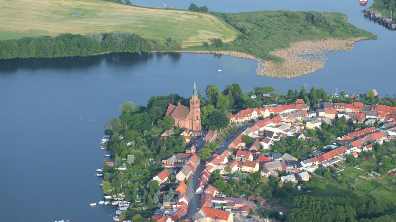 Widok z lotu ptaka Röbel/Müritz // © Jan Fencik Widok z lotu ptaka Röbel/Müritz // © Jan Fencik