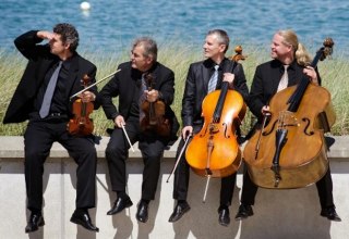 Rossini strings // &copy; Rossinistrings