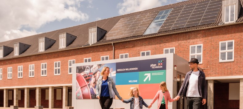 © (c) TLM MV © (c) TLM MV