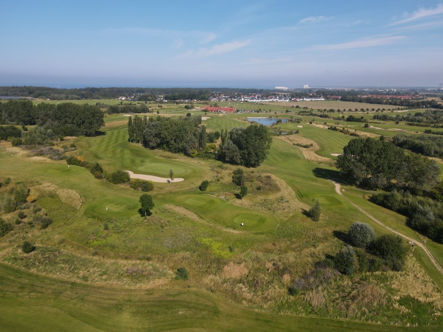 Golfanlage Warnemünde_from hole 5 to the clubhouse, © Golfanlage Warnemünde