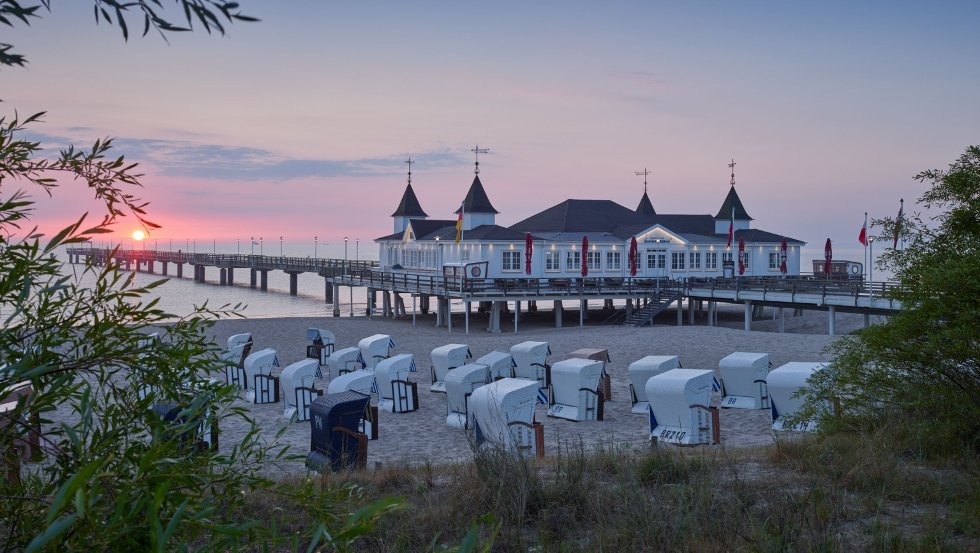 De pier in Ahlbeck nodigt uit tot romantische avondwandelingen, © TMV/Grundner