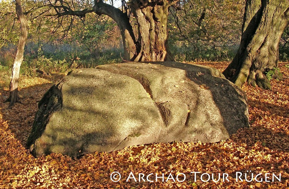 Quoltitz offersteen, © Archäo Tour Rügen
