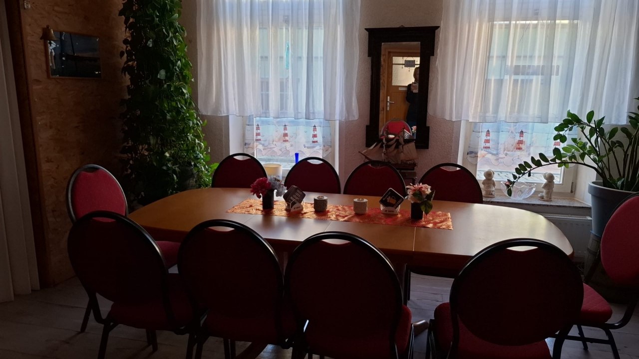 681cc3ba-527e-45a0-ae4d-1f9468bc8356, &copy; Weltenbummler