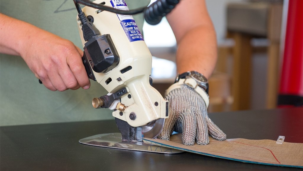 Maken van tassen die geschikt zijn voor buitengebruik, &copy; MV Foto e.V. Fotografin: Anke Berger