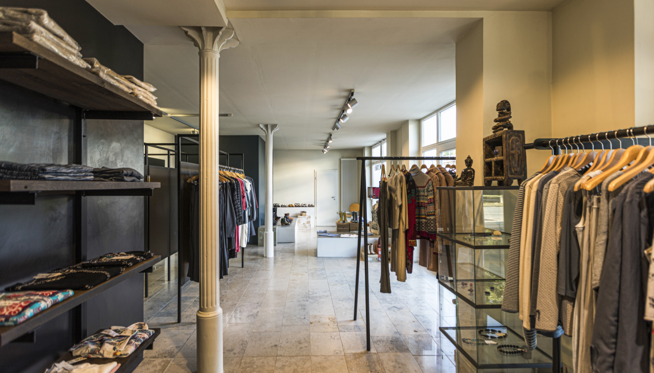 Butik ONYX w Fürstenstadt - wyselekcjonowana moda dla indywidualistów, © Florian Melzer/im-jaich
