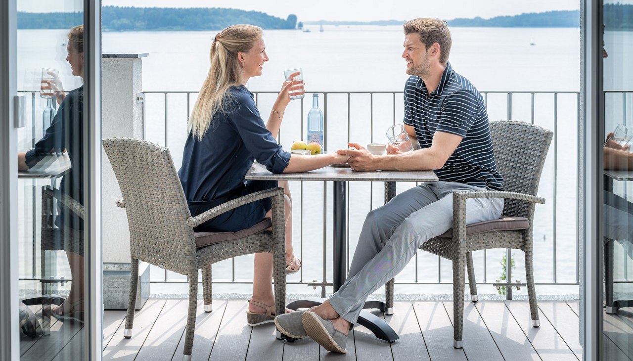 Balkon z widokiem na wodę, &copy; DOMUSimages