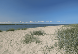 Beach access, &copy; TMV/Gohlke