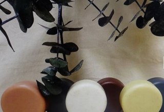 Make solid soaps & solid shampoo yourself // © Duftnoten-Ziolkowski Make solid soaps & solid shampoo yourself // © Duftnoten-Ziolkowski