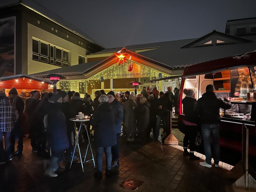 Rechliner Hüttenzauber 2023, © TDG Rechlin mbH Rechliner Hüttenzauber 2023, © TDG Rechlin mbH