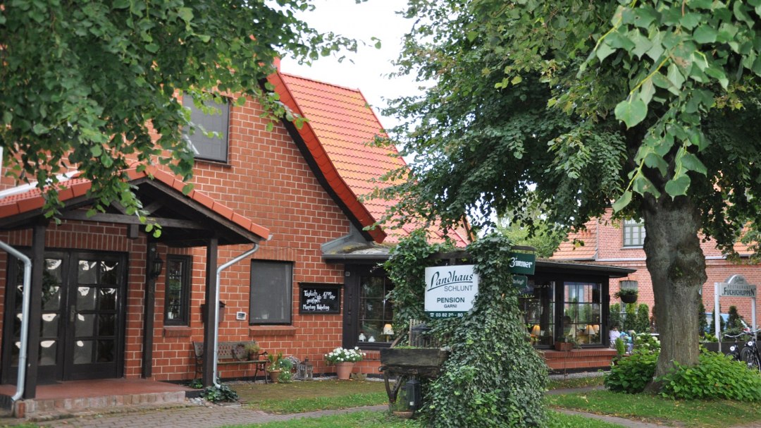 Widok Landhaus Schlunt z zewnątrz, © TMV