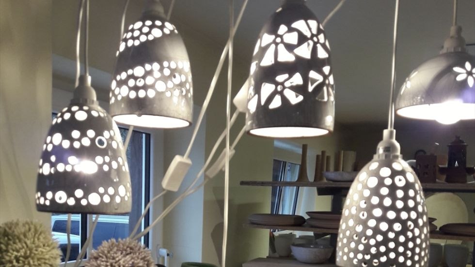 Lampen met wit craqueléglazuur, © Karoline Höppner