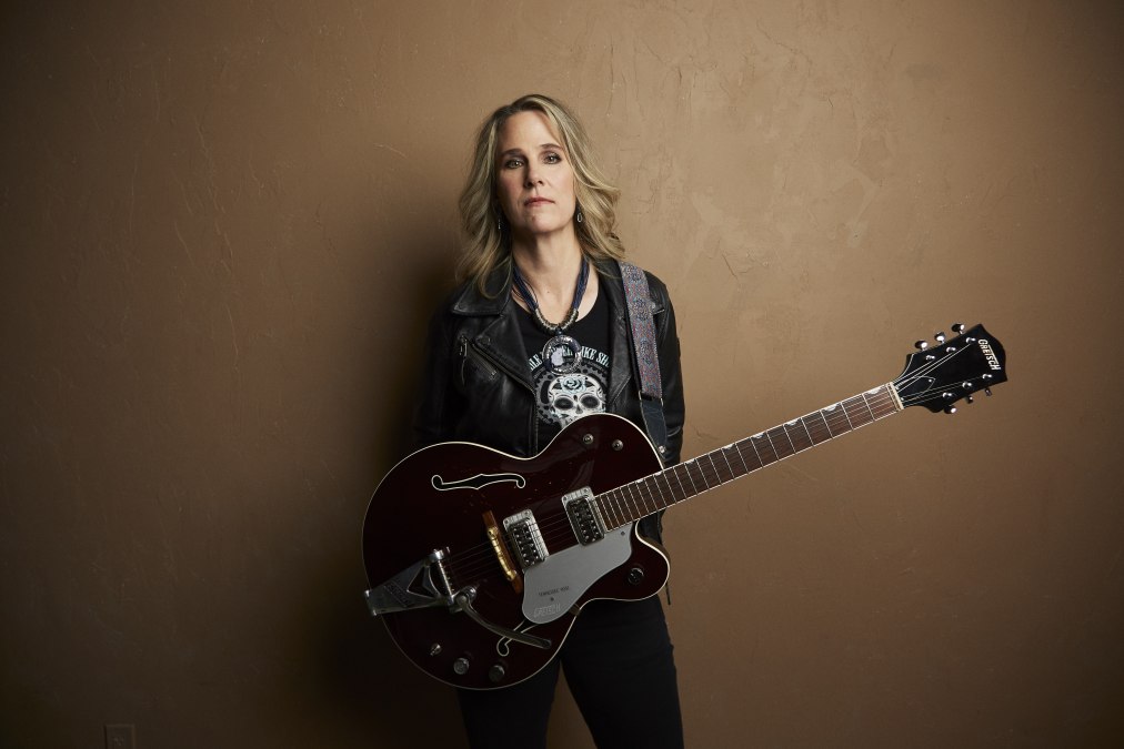 Folkmusik mit Lynne Hanson &middot; BLAUER MITTWOCH, &copy; Lynne Hanson