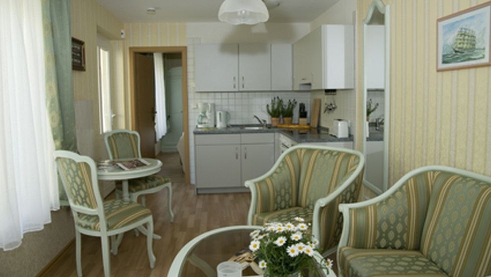 &copy; Christine Rath